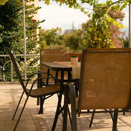 2-bedroom Flat - Sunny Balcony Apartman *