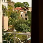 Sunny Balcony 2br Center 아파트 *