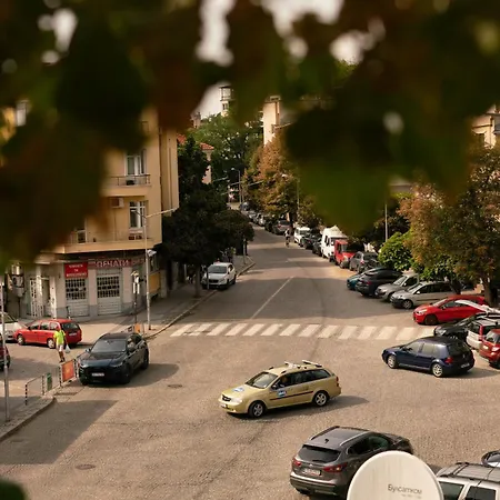 2-bedroom Flat - Sunny Balcony Apartament Plovdiv