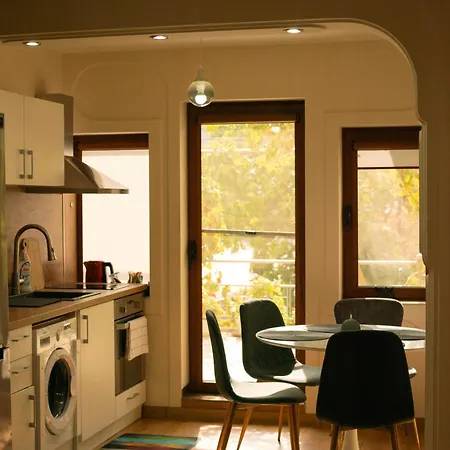 Sunny Balcony 2br Center * Plovdiv